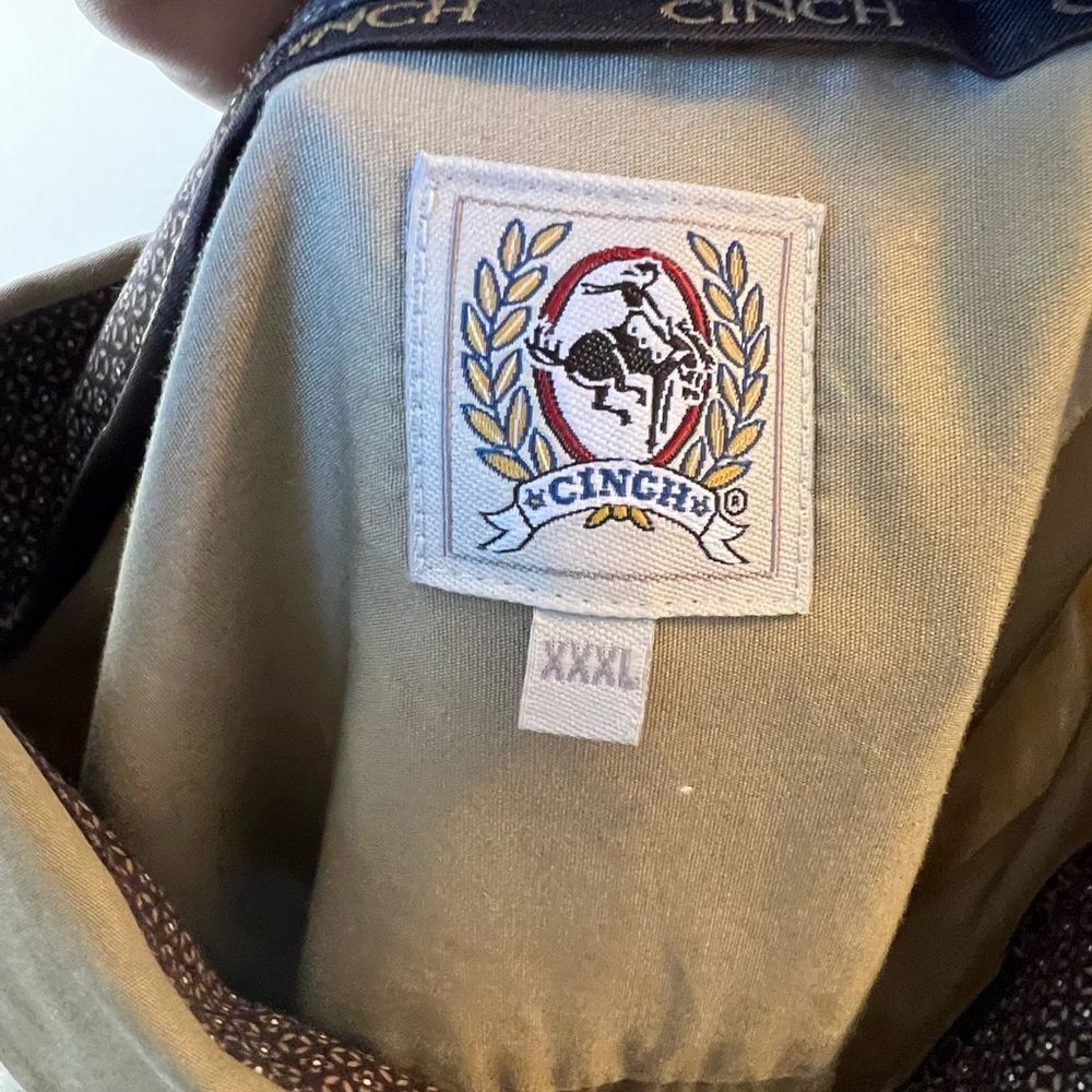 Cinch Shirt - Picture 4 of 6